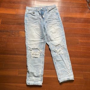 AE mom jean